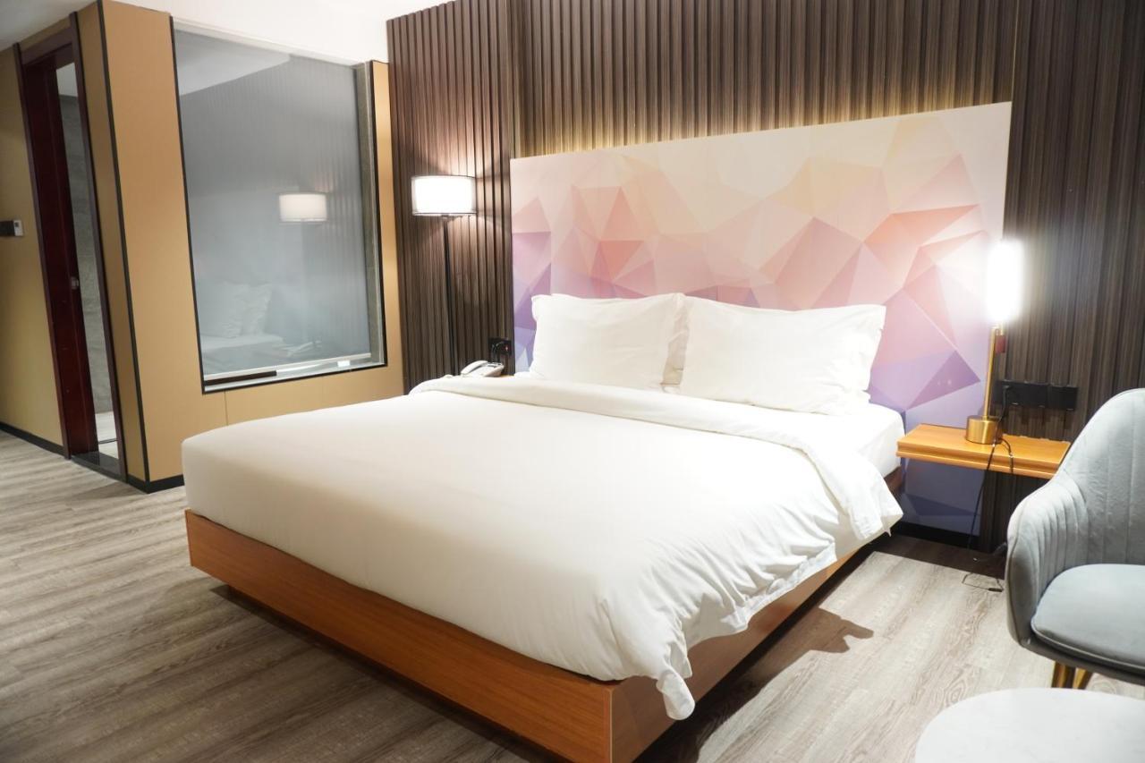 Joy Hotel Phnom Penh Zewnętrze zdjęcie